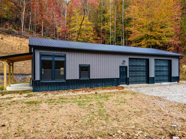 800 Left Johnson Frk, Salyersville, KY 41465