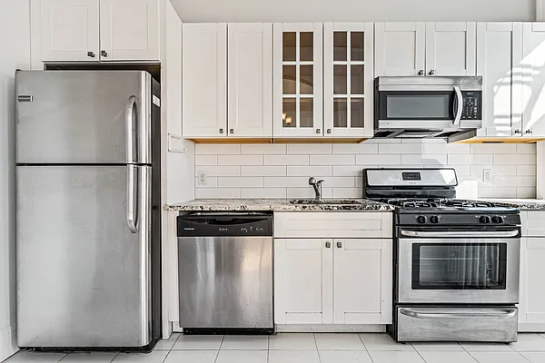 Rented by Compass | media 15