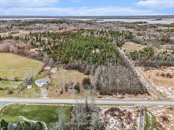 3rd image of 88 Bay Rd
