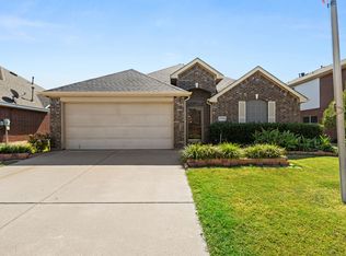 2783 Sun Rise Ln, Grand Prairie, TX 75052