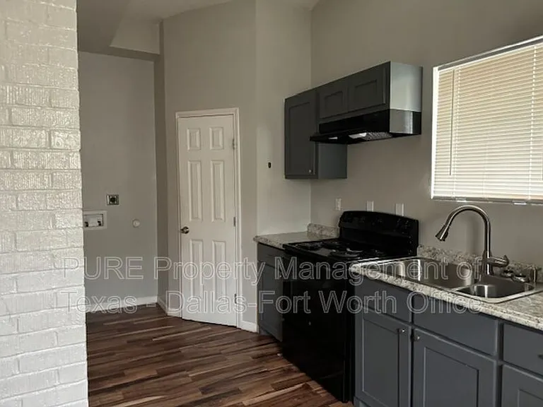 2932 Haynie St #D — Photo 7