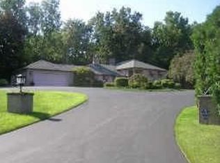 7 Dunbridge Cir, Rochester, NY 14618