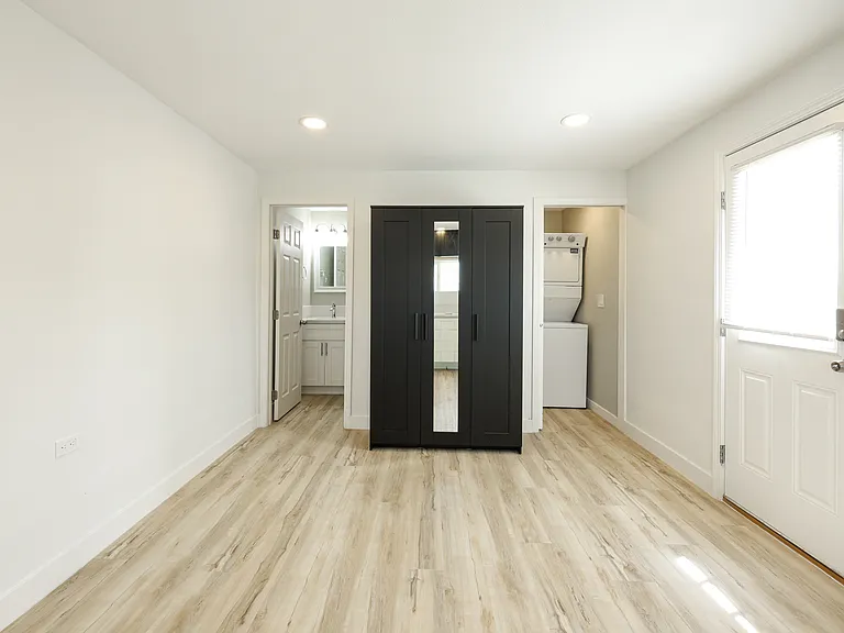6551 Lemarand Ave — Photo 5