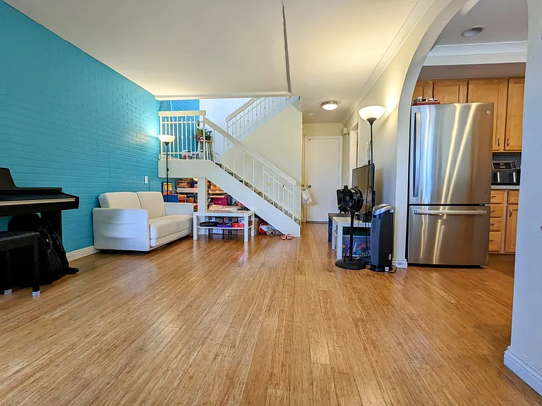4455 Vision Dr #5 — Photo 2