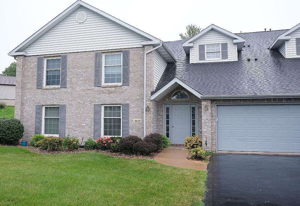 1st image of 3255 Lake Ridge Dr APT D