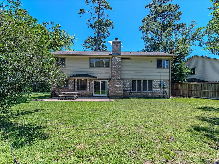 18506 Creekfield Ct — Photo 43