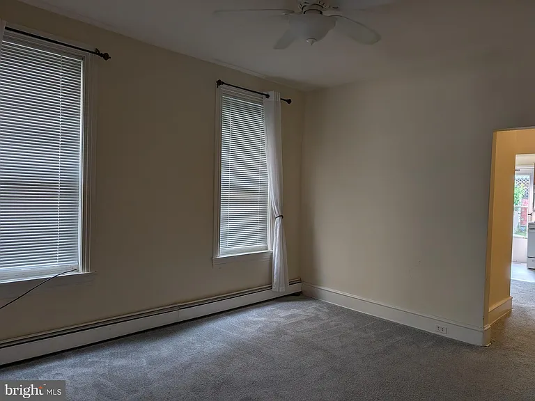 424 Conarroe St #1 — Photo 2