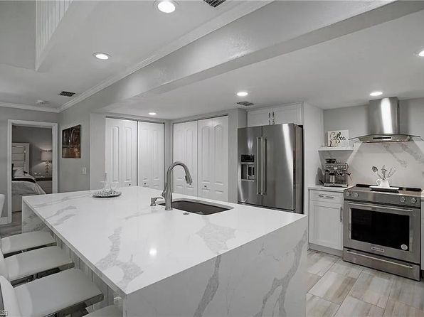 3412 Timberwood CIR, NAPLES, FL 34105