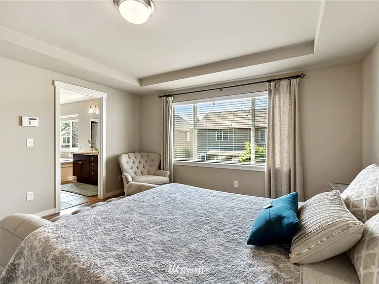 4803 NE 3rd Pl — Photo 18