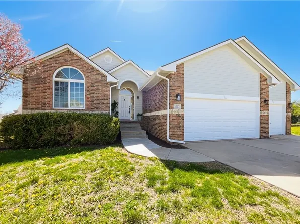 1227 S Horseback Ct, Wichita, KS 67230