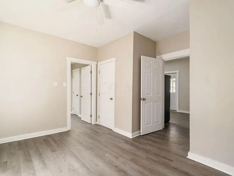 118 S Walnut St #1 — Photo 2