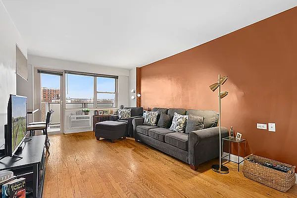 1st image of 190 Cozine Ave APT 8A