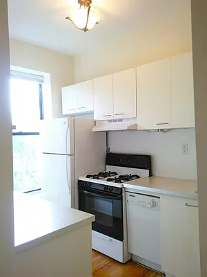 Rented by Temple Morrow LLC | media 33