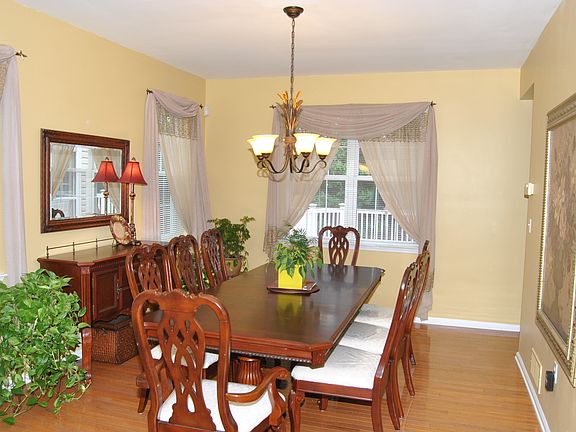 4th image of 3 Muirwood Ct