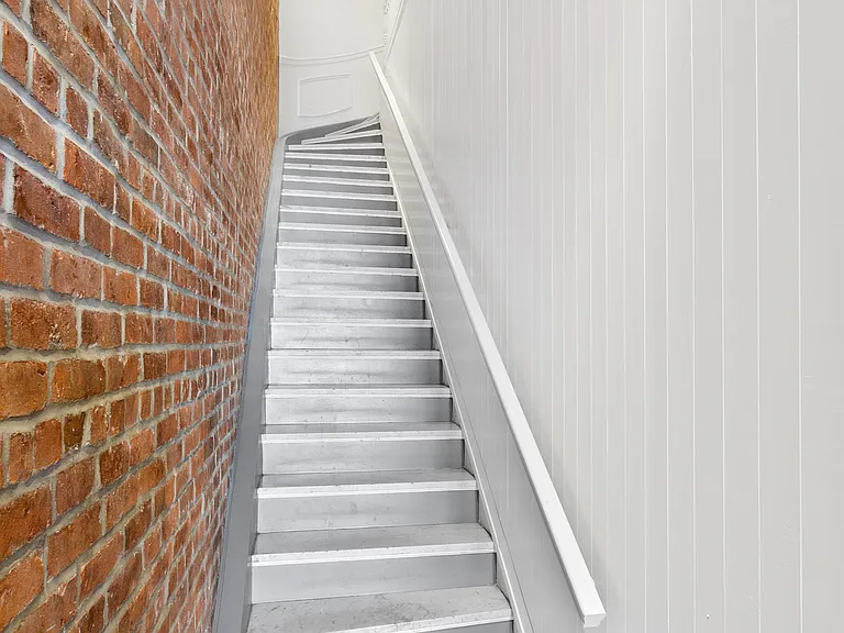 228 Thompson St #4 — Photo 20