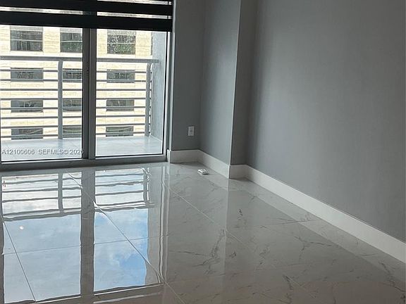 4th image of 335 S Biscayne Blvd APT 3500