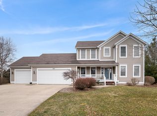10501 Riverwalk Dr, Holland, MI 49424