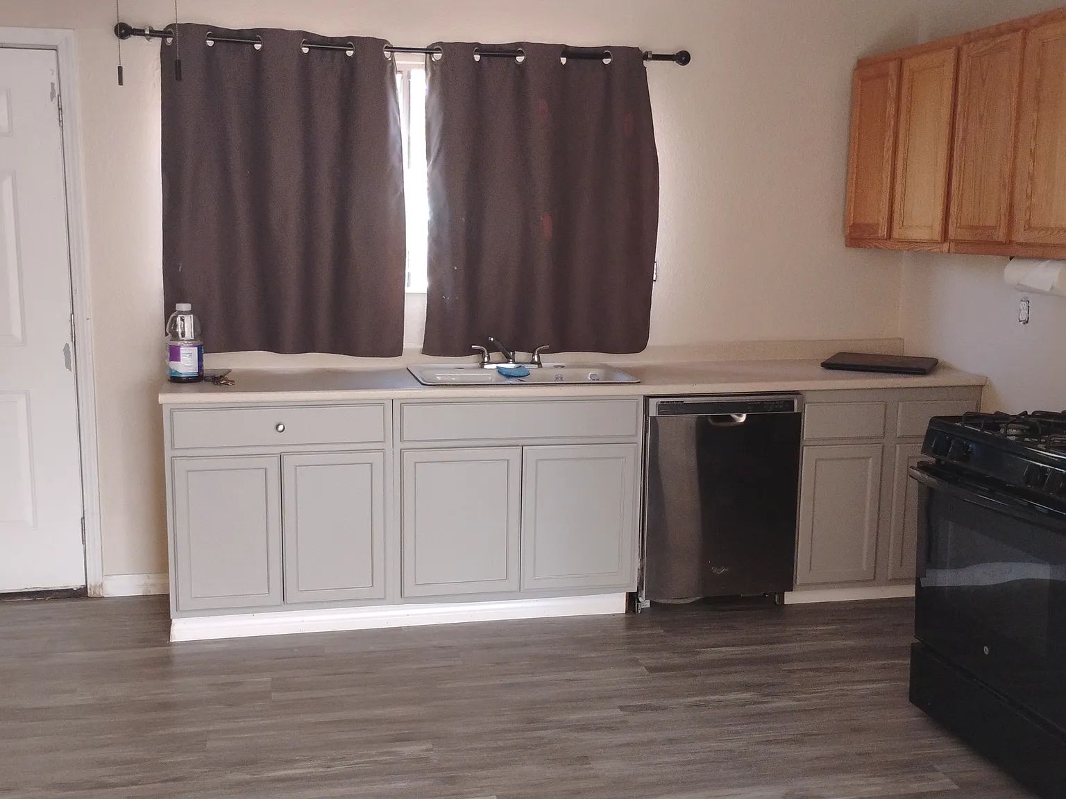2 bed, 950 sqft, $1,800 — Photo 3