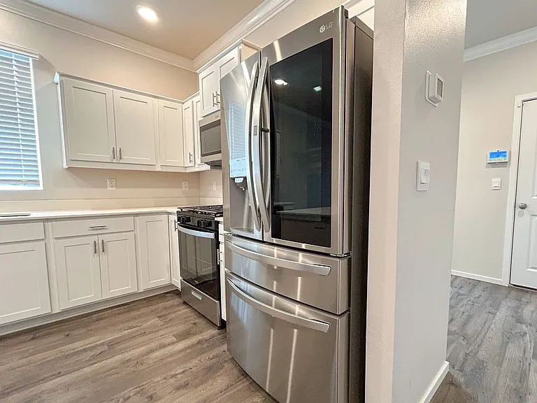 497 Himalaya St NE — Photo 5