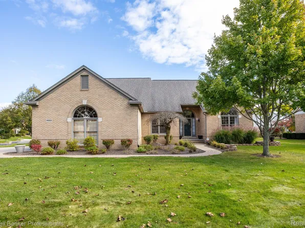46855 Lyndon Ave, Canton, MI 48187