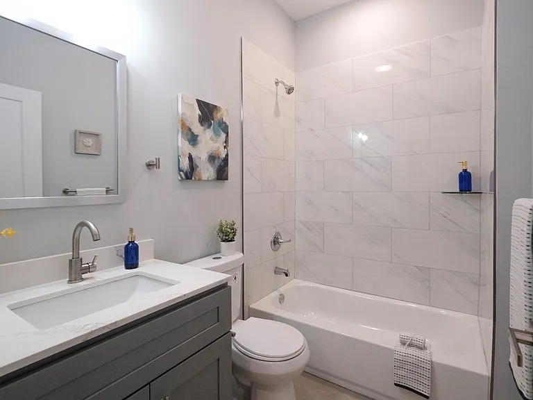 1022 Wood St #201 — Photo 5