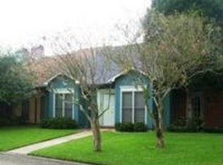 230 McGehee Dr, Baton Rouge, LA 70815
