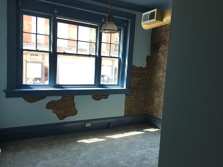 138 N Jackson St #1 — Photo 2
