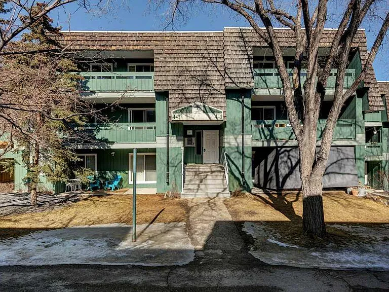 315 Southampton Dr SW #4201 — Photo 16