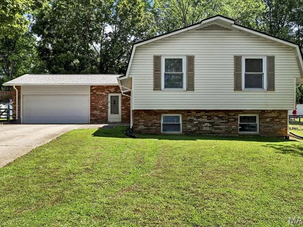2522 Millrace Dr, Saint Peters, MO 63376
