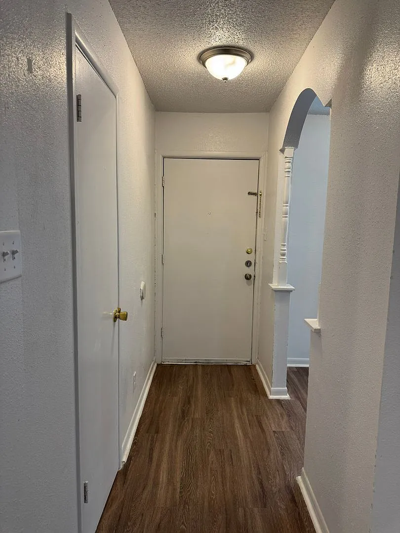 Welcome home to 132 Meadow Way! — Photo 3