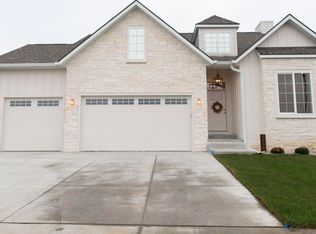 7636 Isidore Dr, Lincoln, NE 68516