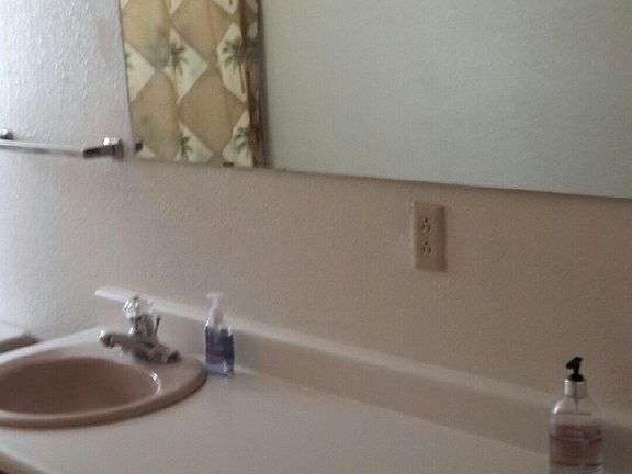 Main bathroom