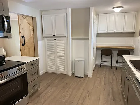 2 bed, 900 sqft, $1,690 — Photo 4