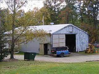 2nd image of 1810 Baker Hill Rd