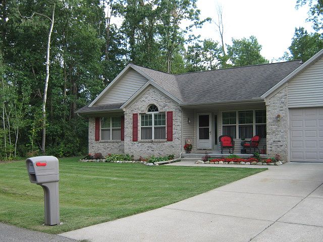 1st image of 4372 Pine Creek Dr