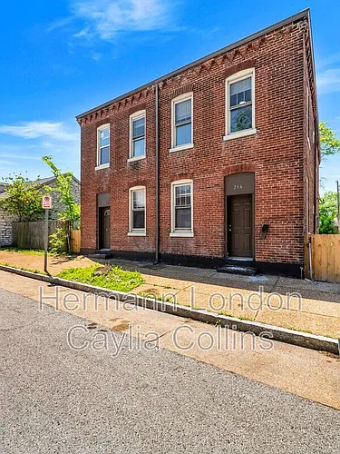 214-216 W Steins St Photo 1