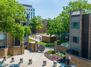 200 Grand Ave #229, Des Moines, IA 50309
