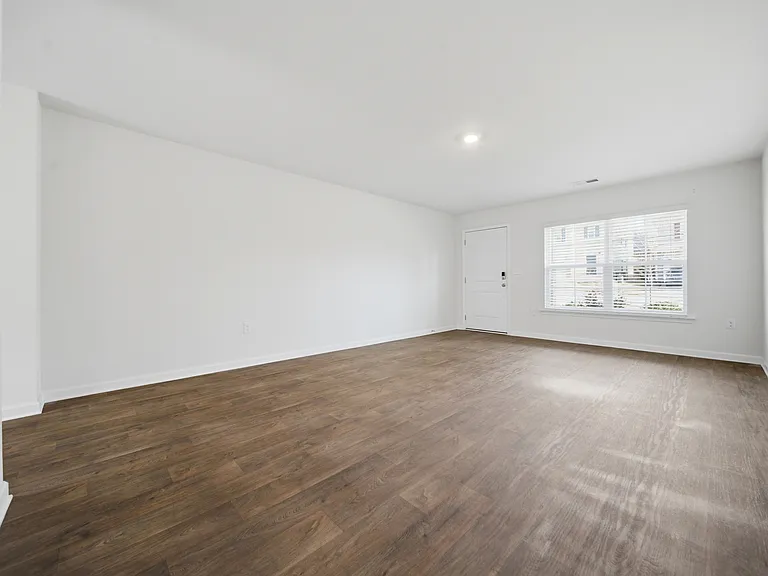 372 Sandbach Rd — Photo 3