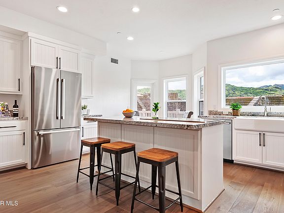 5th image of 32108 Canyon Crest Ct