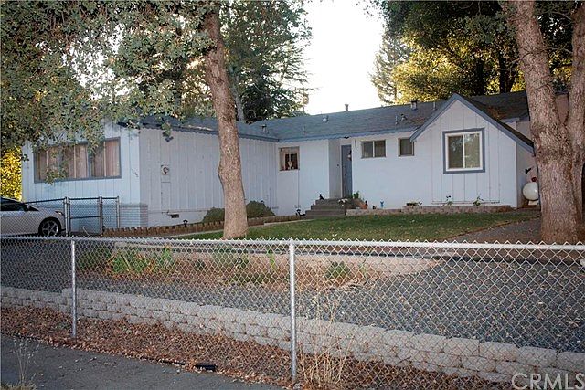 1st image of 15150 Lakeview Way