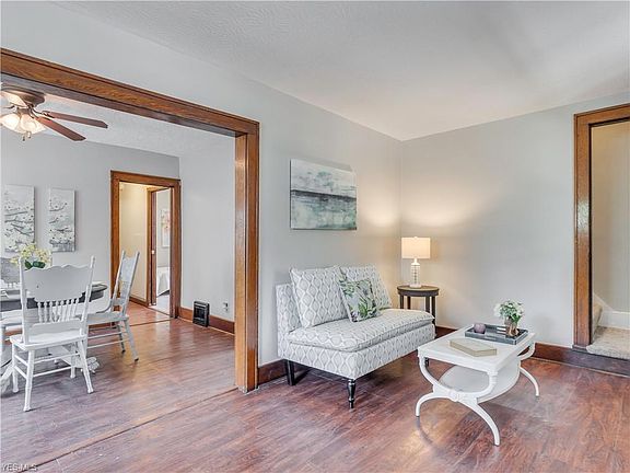 5th image of 1260 Dietz Ave