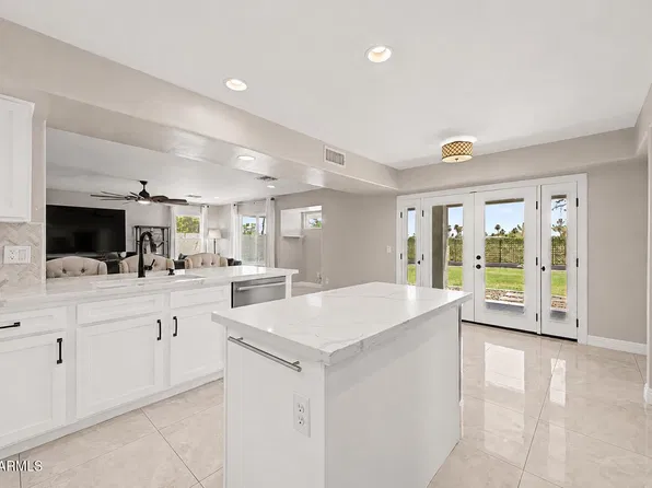 2535 E SARATOGA Street, Gilbert, AZ 85296