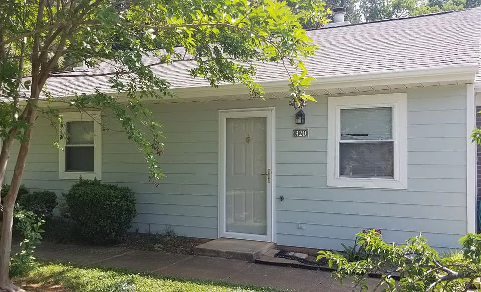 320 Kentucky Dr