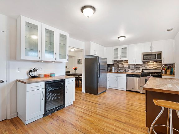 Fuflly equipped kitchen
