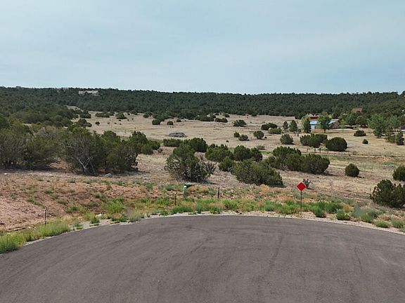 2nd image of 8 Caleb Ct