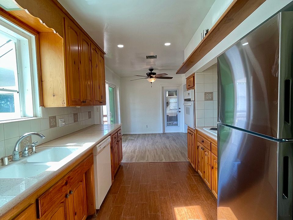 1st image of 10244 Vista Camino