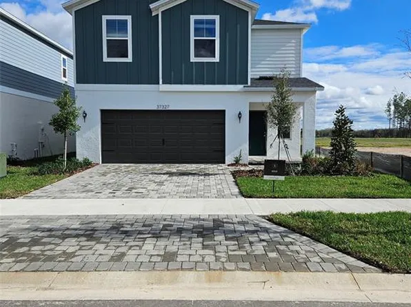 37327 Sagemoor Dr, Zephyrhills, FL 33541