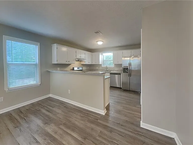 335 Olde Bridge Way — Photo 6