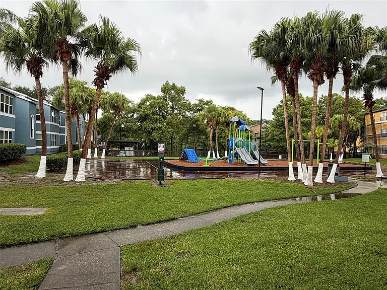4658 Commander Dr #813 — Photo 14