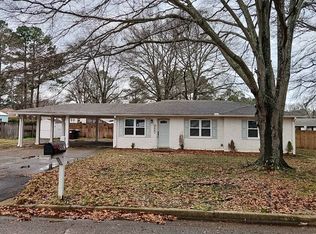 993 Greenview Rd, Collierville, TN 38017